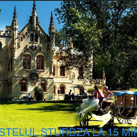 Stef Rooms Tirgu Frumos ภายนอก รูปภาพ